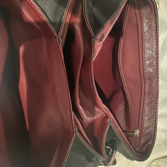 Chanel Lambskin Quilted Bijoux Accordion Flap Crossbody Double Strap Shoulder. - Picture 4 of 16